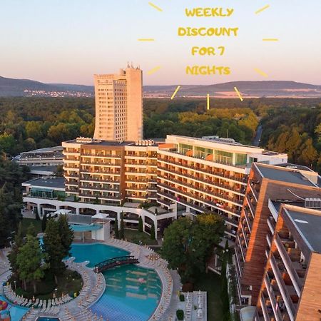 Flamingo Grand Hotel & Spa アルベナ エクステリア 写真
