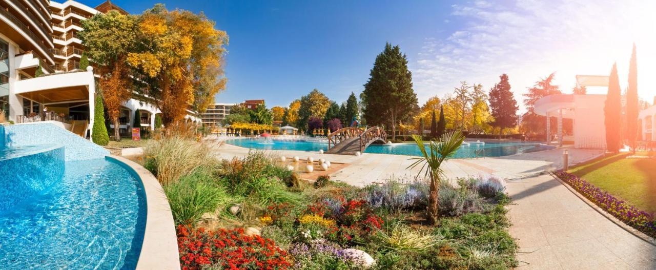 Flamingo Grand Hotel & Spa アルベナ エクステリア 写真