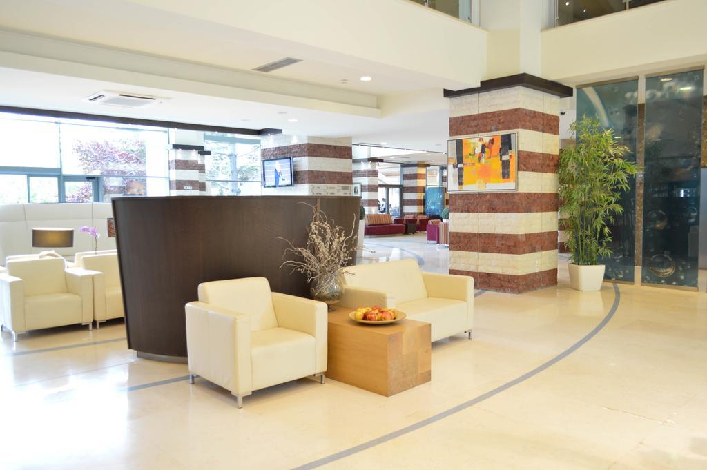 Flamingo Grand Hotel & Spa アルベナ エクステリア 写真