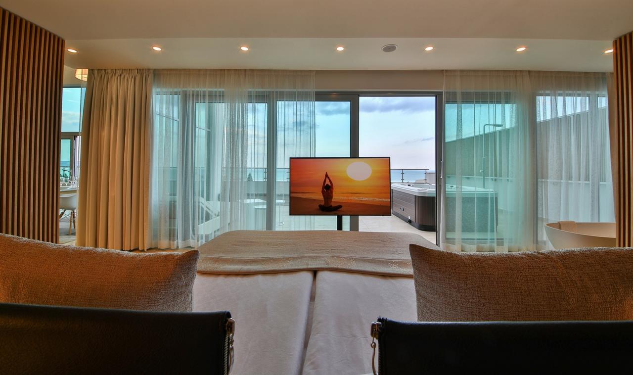 Flamingo Grand Hotel & Spa アルベナ エクステリア 写真