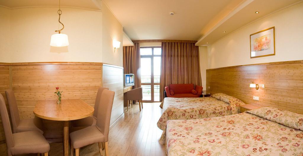 Flamingo Grand Hotel & Spa アルベナ エクステリア 写真